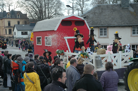 Carnaval de Martelange - Cortège partie 3 (26-02-2012) 